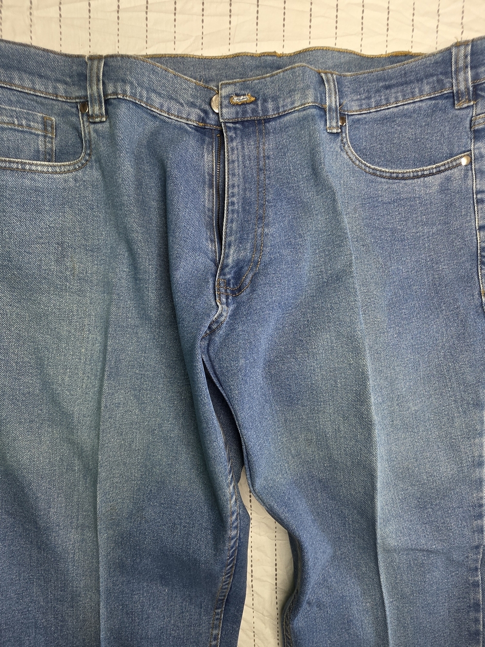 Scandia Woods Classic Medium Wash Straight Leg Jeans Size 38S